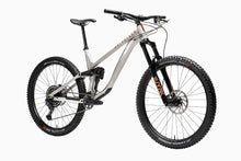 Load image into Gallery viewer, Nearly New Privateer 161 Complete Bike (GX Copper) Gen 1