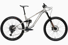 Load image into Gallery viewer, Nearly New Privateer 161 Complete Bike (GX Copper) Gen 1